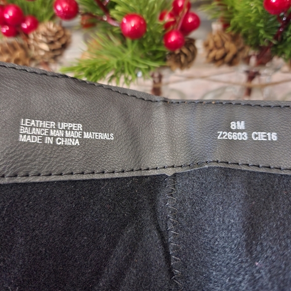 EUC B.O.C. Leather Rinding Boots sz8 - Picture 4 of 4